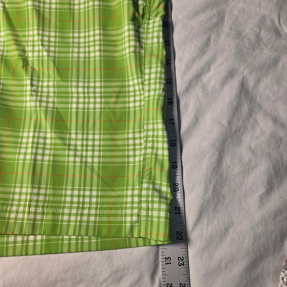 Puma Golf Shorts Mens 34 Green White Plaid Performance Small Spot  See Pics - Picture 3 of 10